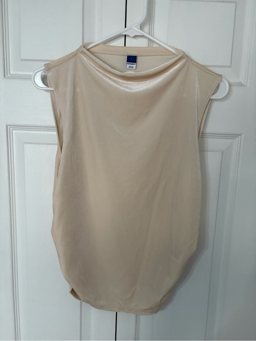 Classic Sleeveless Shell Top